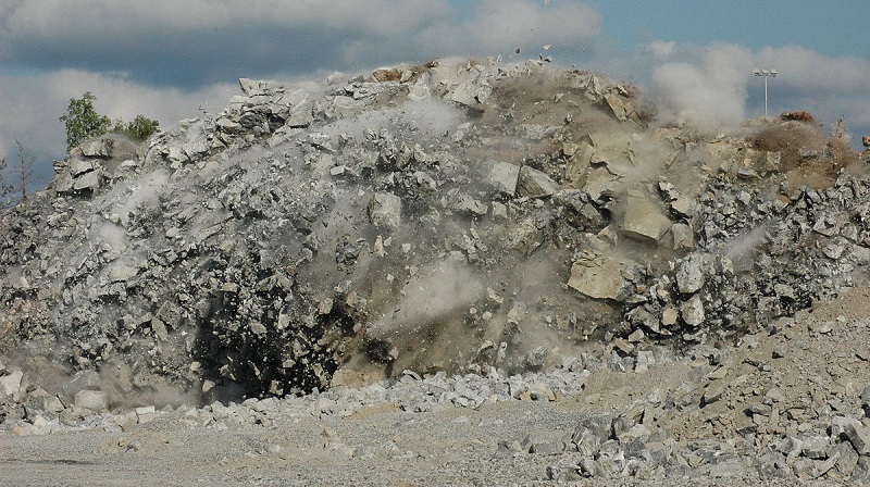 Rock Blasting Breaking and Mining Methods