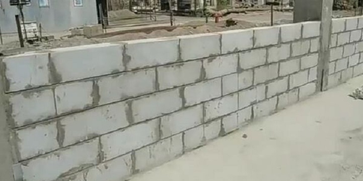 Cinder block best sale wall construction